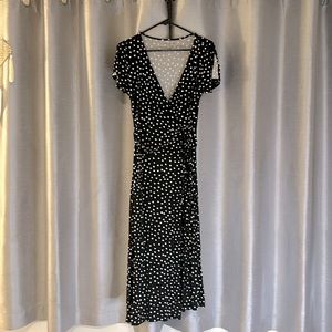 A Pea in the Pod Nursing Midi-Dress Black Polka-Dots